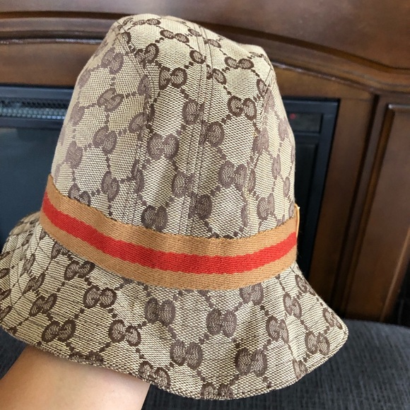 Bucket Hat Size Small. - Picture 4 of 10